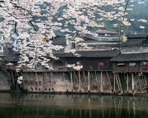 ���ҽ��(gu��)��ɭ�ֹ��@���Sʯկ������ɽ����������Ͷ���Ư����ܽ���(zh��n)������