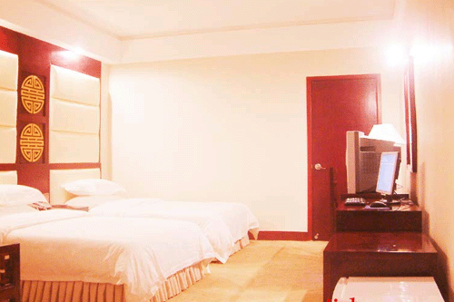 ���ҽ��լ�T(m��n)�Ƶ��p���g