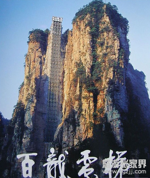 �������µ�һ�ݰ������