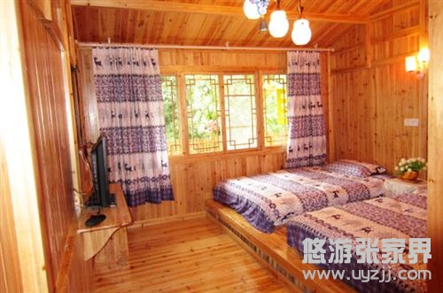 �˶����͗�������ɫ��(bi��o)��(zh��n)�g